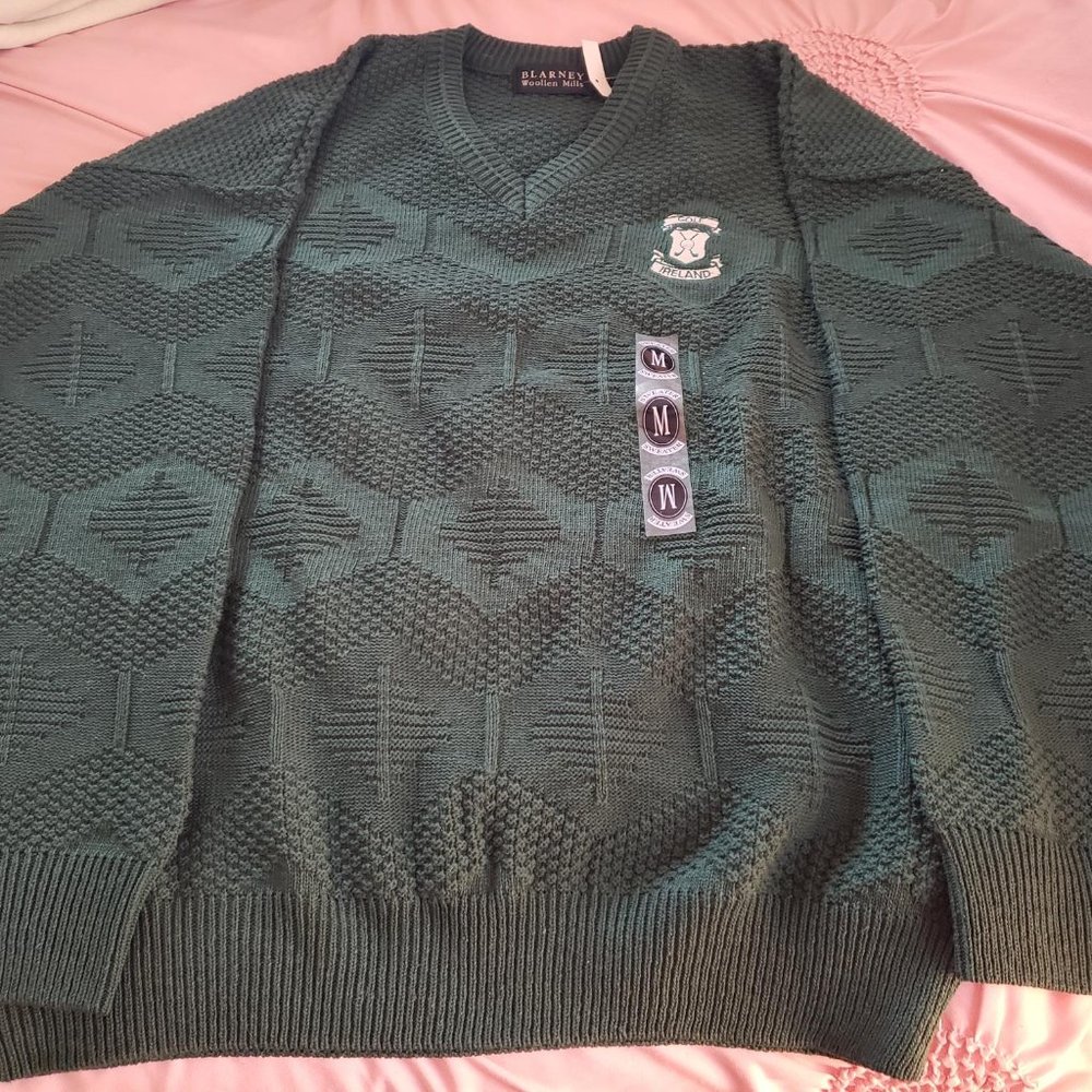 Classic green Blarney Woolen Mills sweater / Size Medium